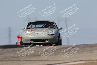 media/Oct-26-2025-CalClub SCCA (Sun) [[8ce1e69566]]/Group 5/Grapevine/